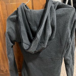 Lululemon sweatshirt